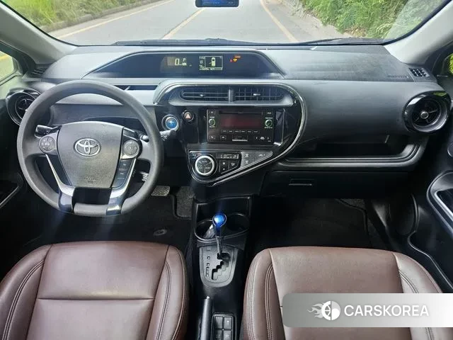 Toyota Prius C id 3558062 из Кореи 9