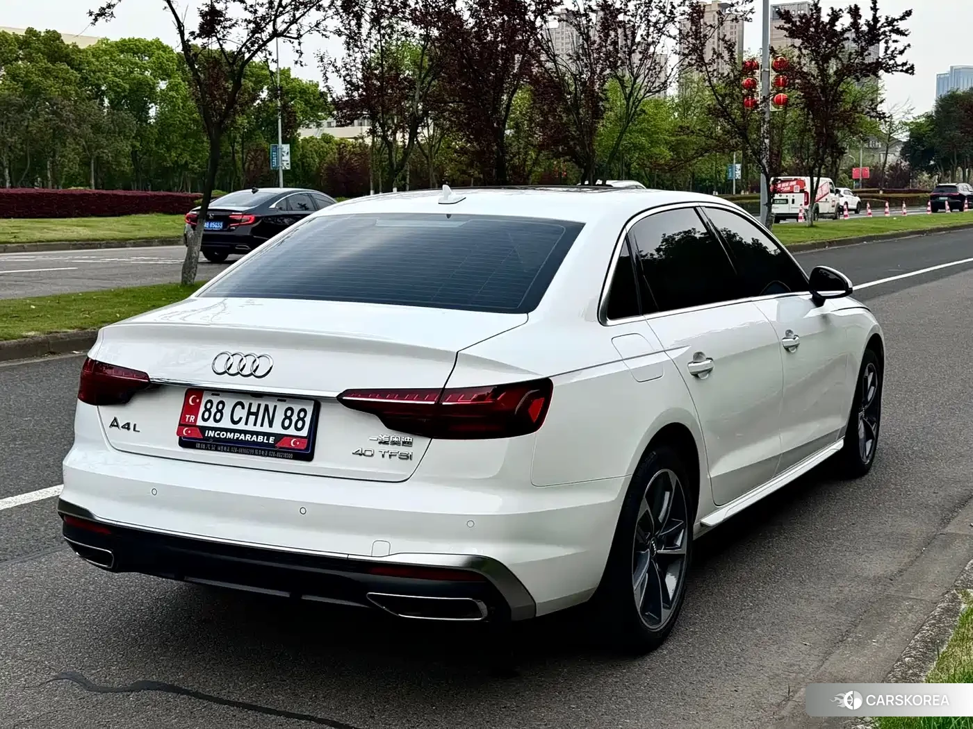 Audi A4L id 4589385 из Китая 9