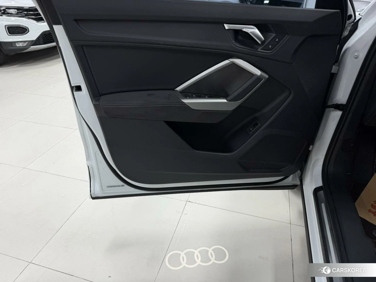 Audi Q3 id 4498804 из Китая 25