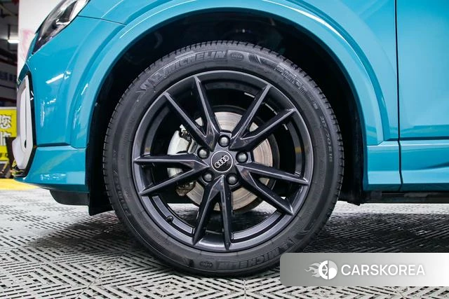Audi Q2L id 4275708 из Китая 22