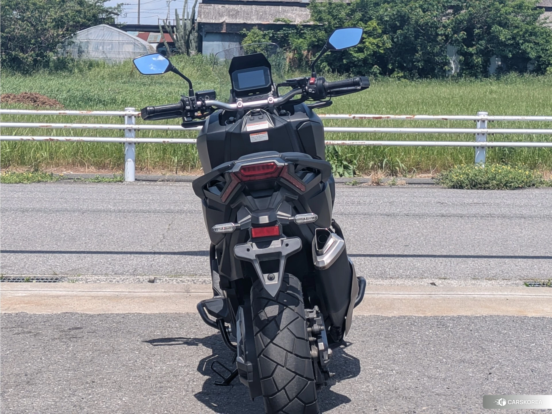 Проданный Honda X-ADV 750 id 4313085 из Японии, фото 11