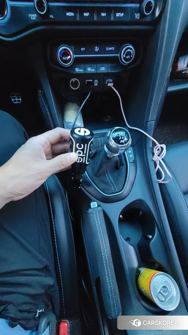 Hyundai Veloster (JS) id 3269841 из Кореи 8