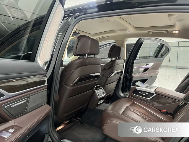 BMW 7 series id 4253877 из Китая 24