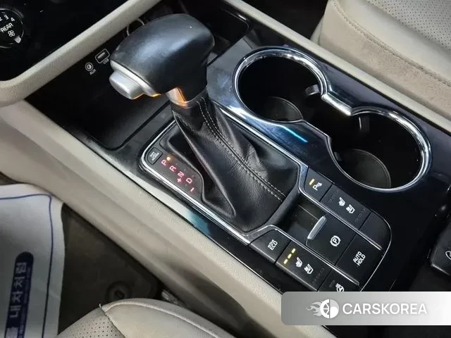 Kia The New Carnival id 3694962 из Кореи 18