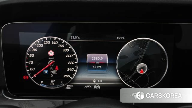 Mercedes-Benz E-Class W213 id 4632476 из Кореи 30