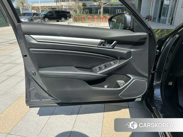 Honda Accord id 3920462 из Китая 23
