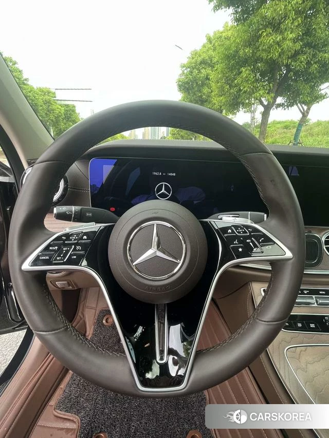 Mercedes-Benz E-class id 4320648 из Китая 19
