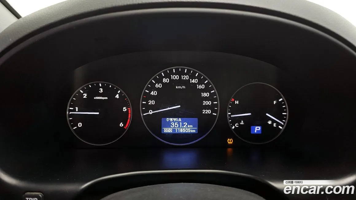 Hyundai The New Grand Starex id 1905828 из Кореи 18