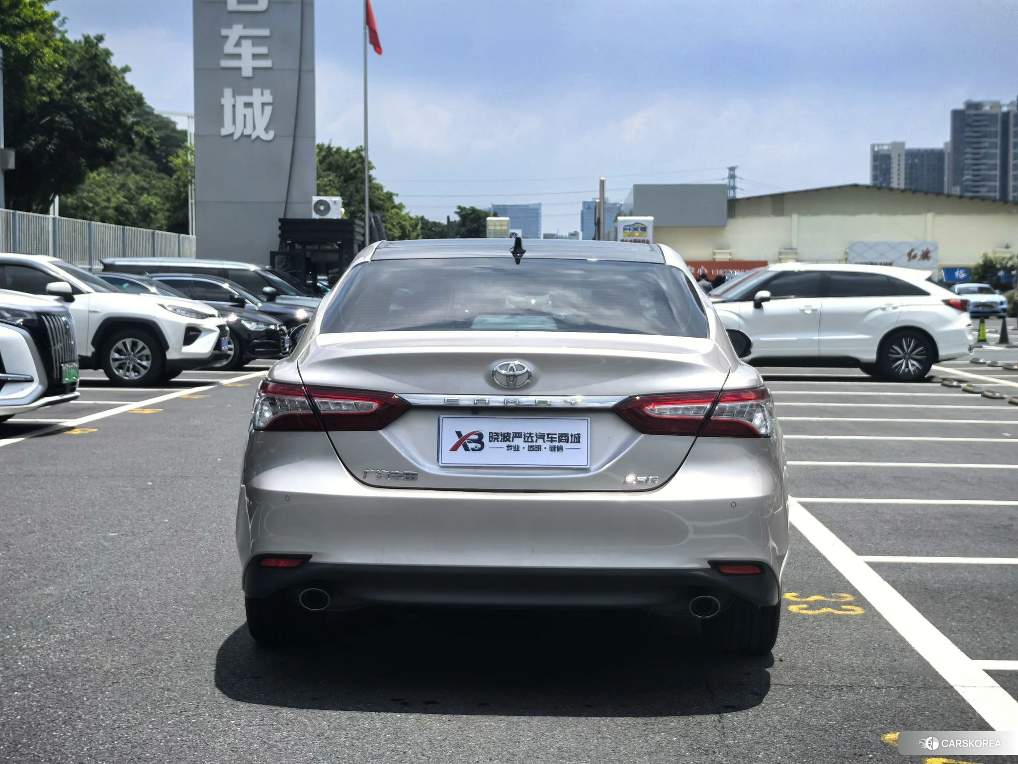 Toyota Camry id 4514987 из Китая 16