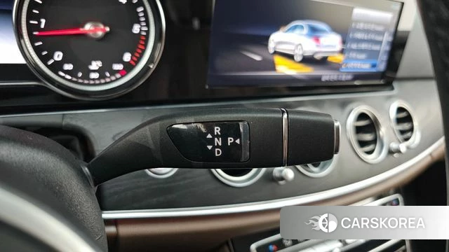 Mercedes-Benz E-Class W213 id 4872971 из Кореи 30