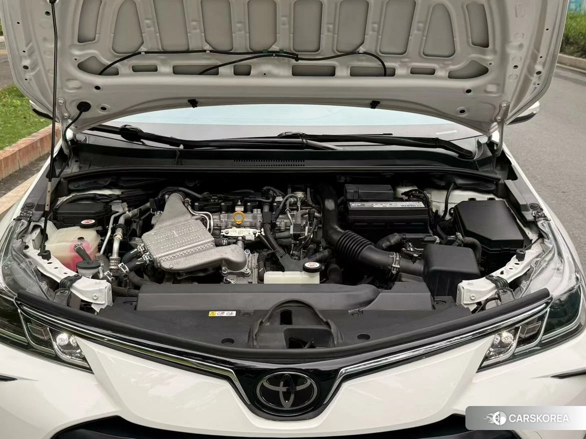 Toyota Corolla id 4453142 из Китая 8