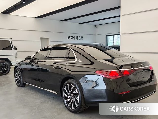 Mercedes-Benz E-class id 4333348 из Китая 13