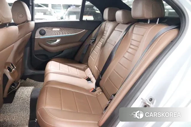 Mercedes-Benz E-Class W213 id 3125843 из Кореи 18