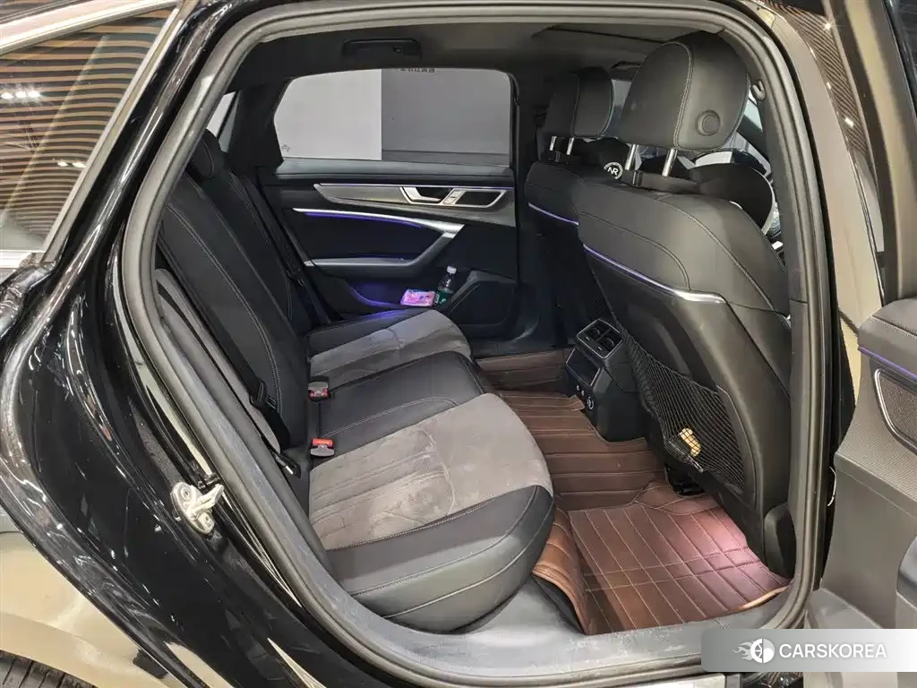 Audi A6L id 4548055 из Китая 14