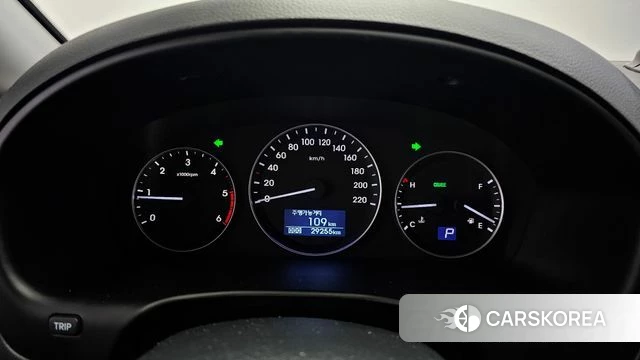 Hyundai The New Grand Starex id 4325121 из Кореи 25