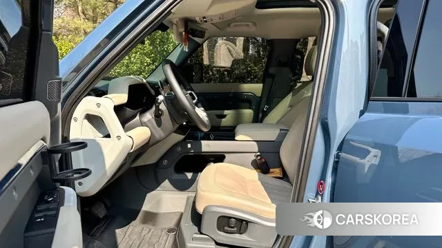 Land Rover Defender (L663) id 3788652 из Кореи 17