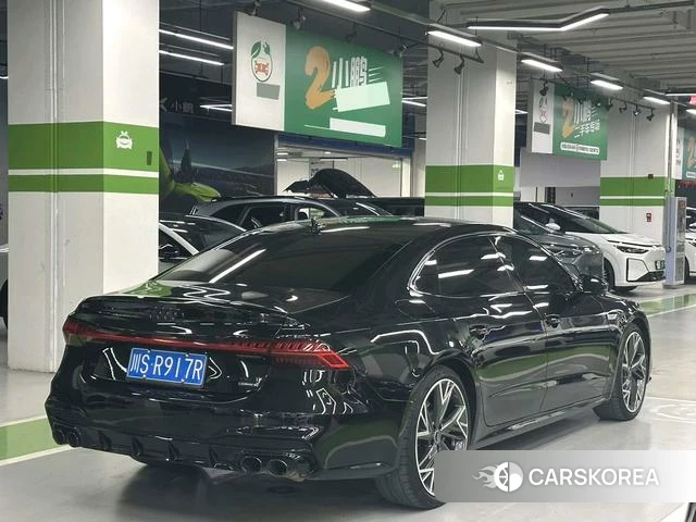 Audi A7L id 4278539 из Китая 8