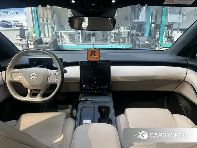 Weilai ET5 id 3895880 из Китая 8