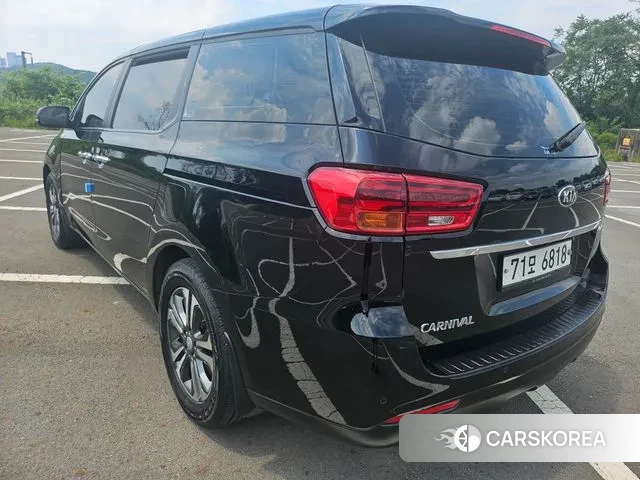 Kia The New Carnival id 2997450 из Кореи 18