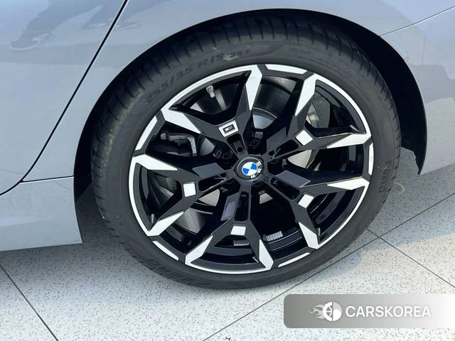BMW 3 series id 4254014 из Китая 35