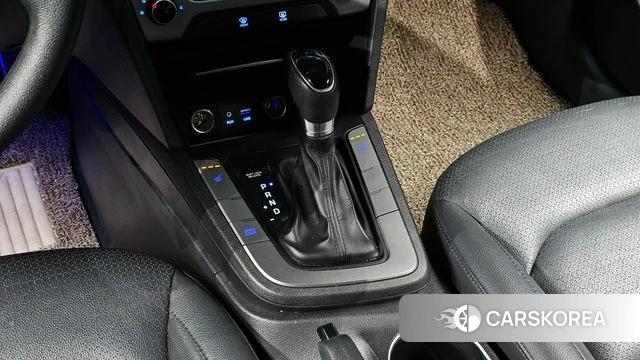 Hyundai Avante AD id 3861702 из Кореи 18