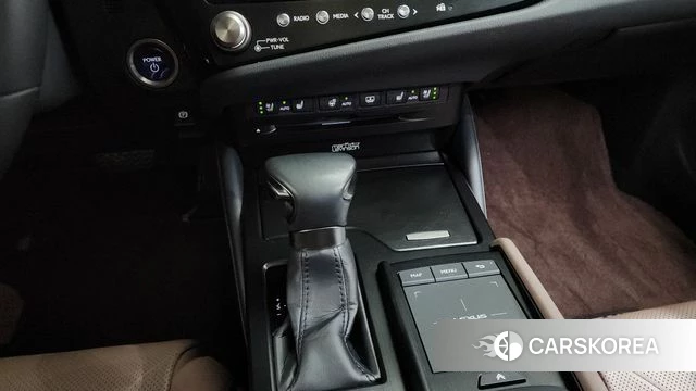 Lexus ES300h 7th generation id 4697269 из Кореи 32