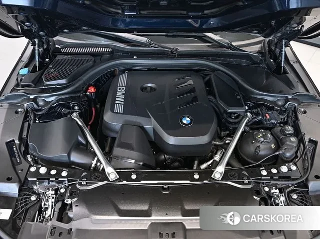 BMW 5 Series (G60) id 2983811 из Кореи 18