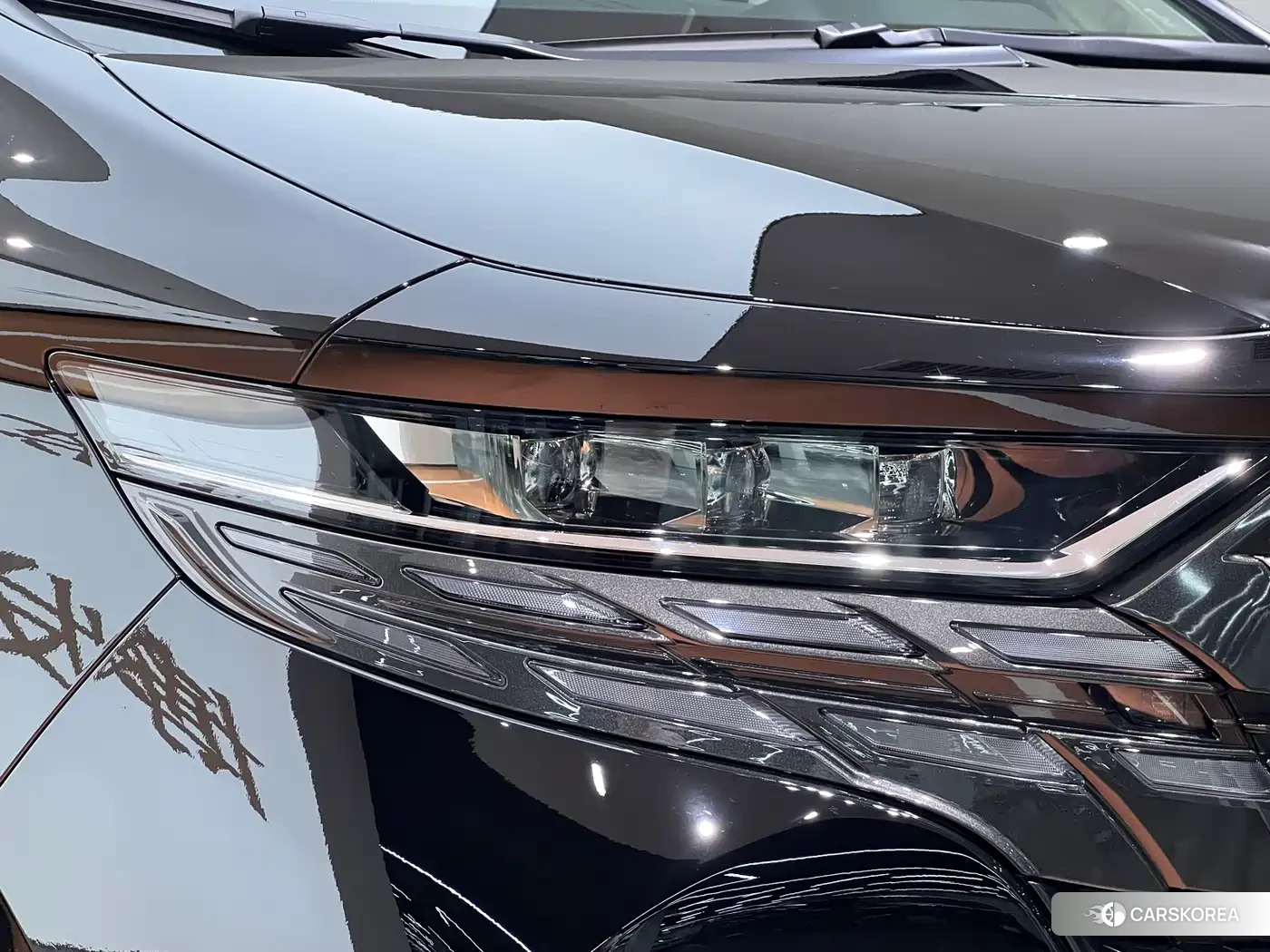 Toyota Alphard id 4547219 из Китая 35