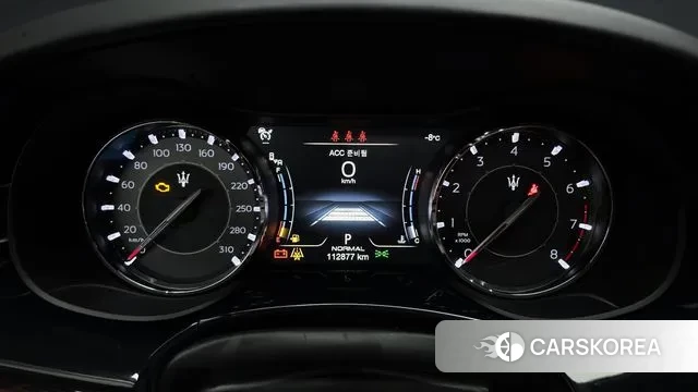 Maserati Quattroporte id 3539258 из Кореи 18