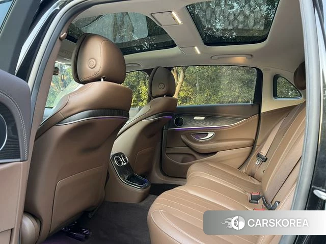 Mercedes-Benz E-class id 4212885 из Китая 15