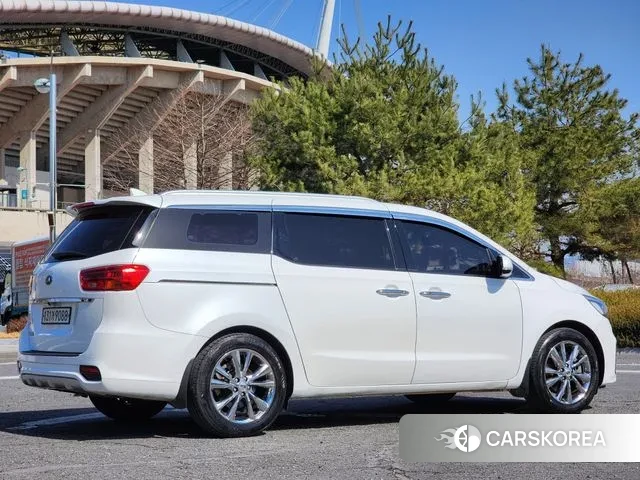 Kia The New Carnival id 3732881 из Кореи 18