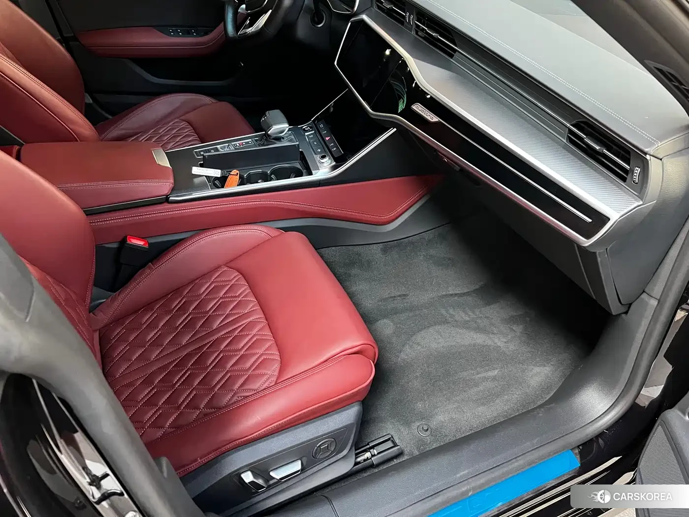 Audi A7L id 4570460 из Китая 17