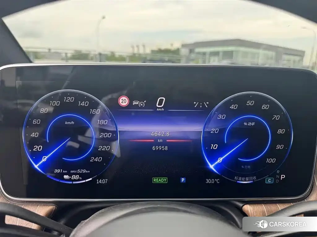 Mercedes-Benz EQE SUV id 4538917 из Китая 16