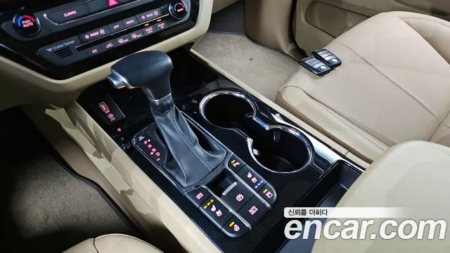 Kia The New Carnival id 2512951 из Кореи 18