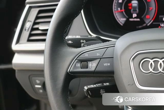 Audi Q5L id 4313696 из Китая 29