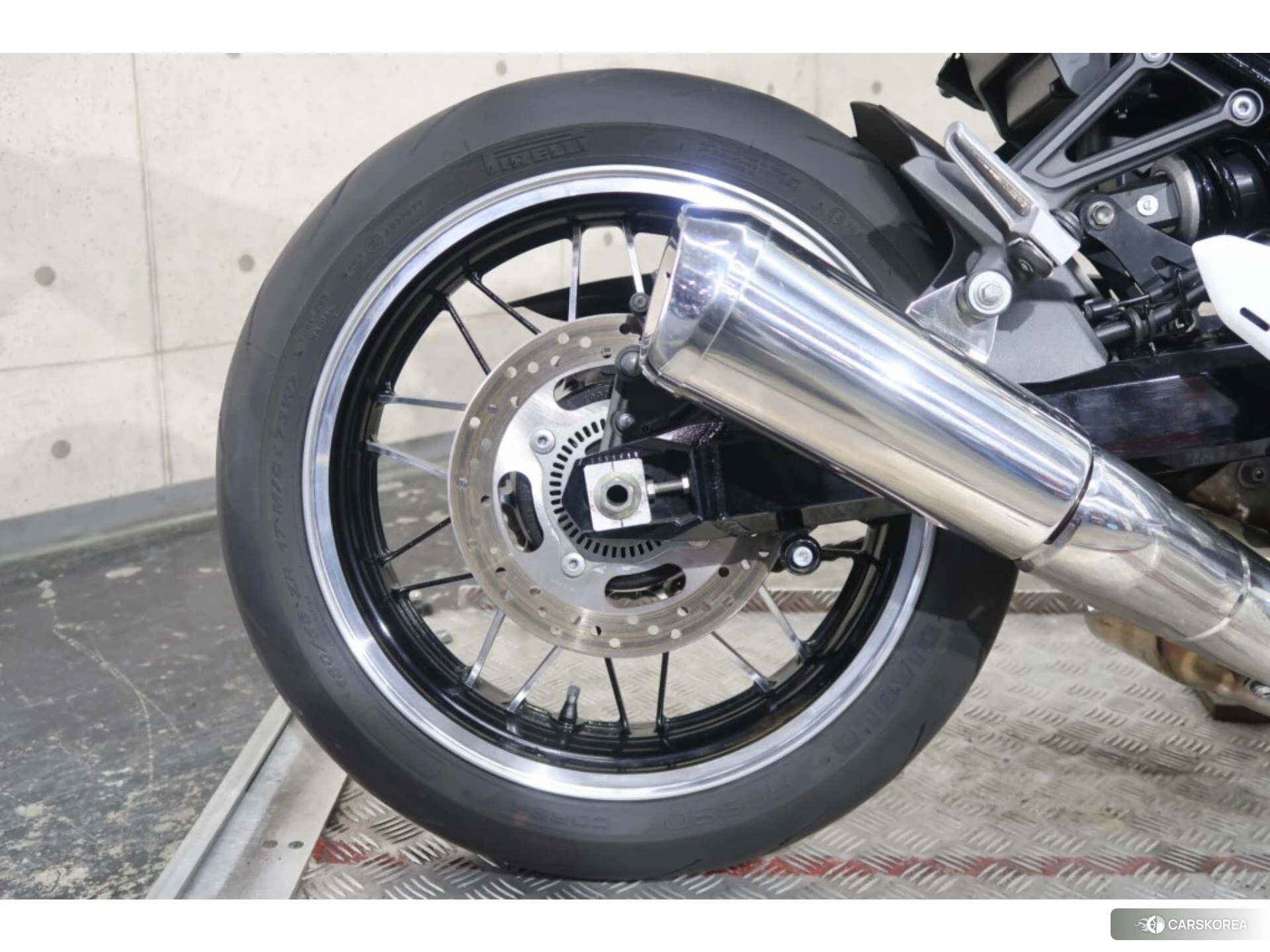 Kawasaki Z900RS id 4185149 из Японии 8