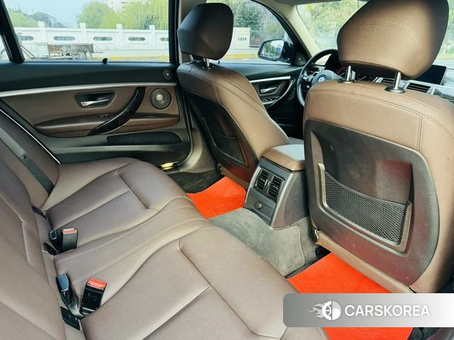 BMW 3 series id 4238336 из Китая 10