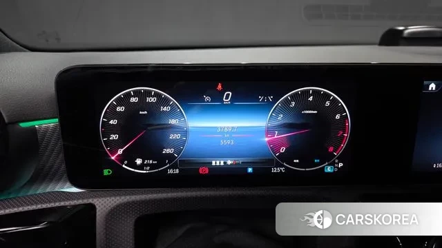 Mercedes-Benz A-Class W177 id 3590516 из Кореи 18