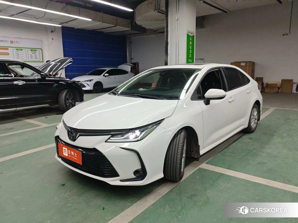 Toyota Corolla id 4453886 из Китая 8