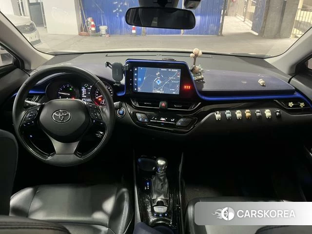 Toyota C-HR id 4262008 из Китая 8