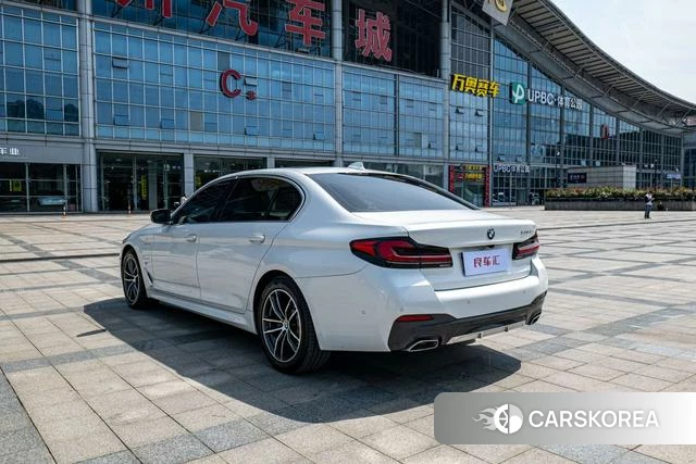 BMW 5 series PHEV id 4272245 из Китая 9