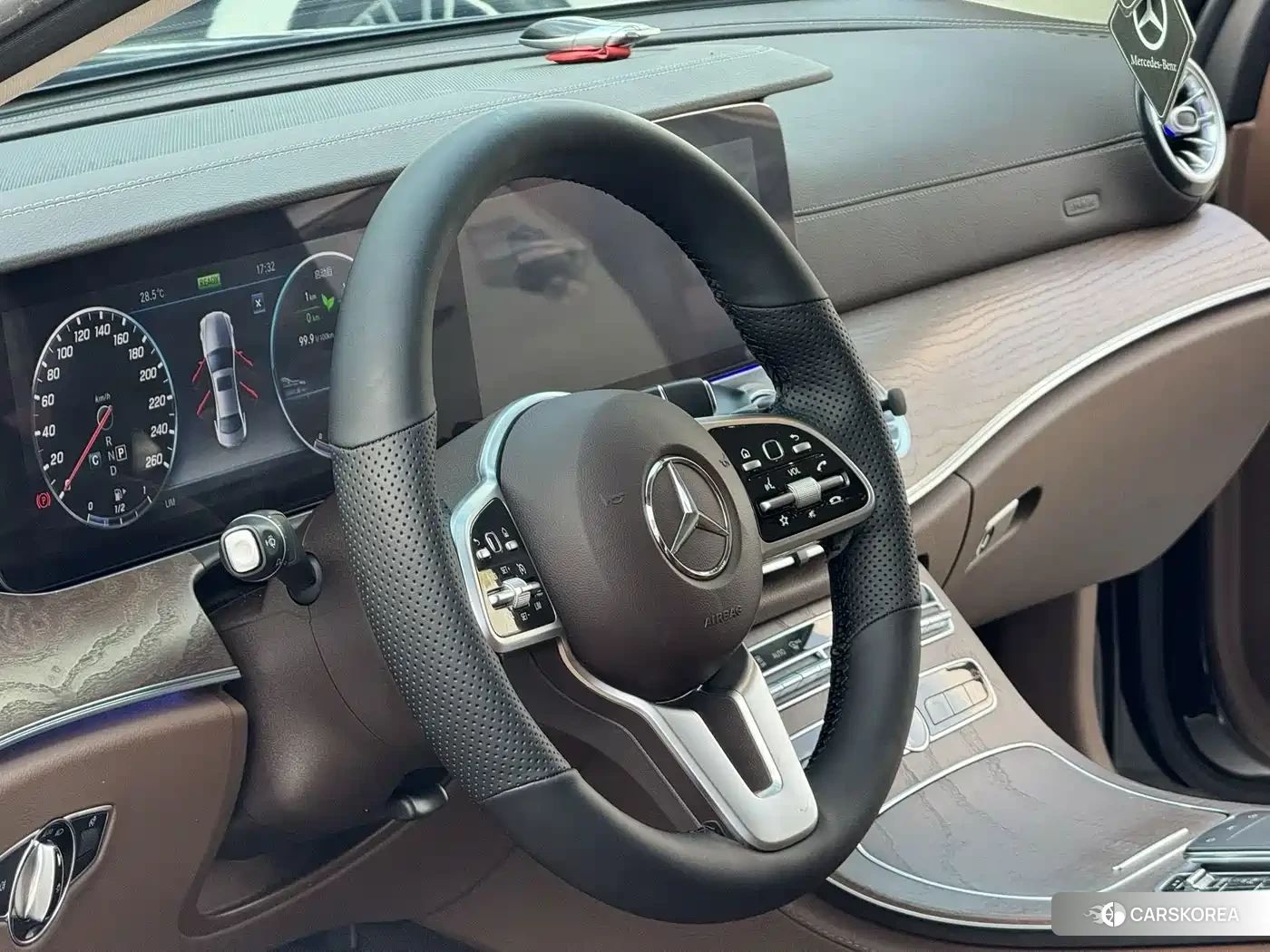 Mercedes-Benz E-Class id 4629453 из Китая 18