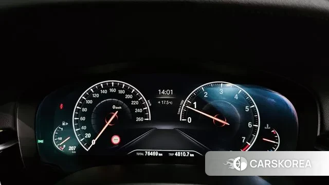 BMW 5 Series (G30) id 3336361 из Кореи 18