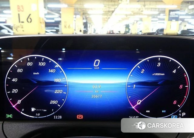 Mercedes-Benz E-Class W214 id 4185762 из Кореи 18