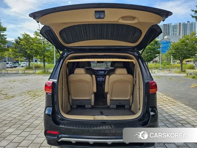 Kia The New Carnival id 3123302 из Кореи 18