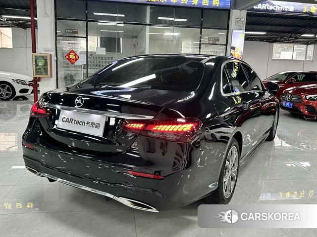 Mercedes-Benz E-class id 4374797 из Китая 17