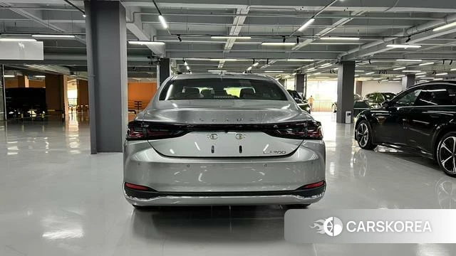 Lexus ES id 4301643 из Китая 14