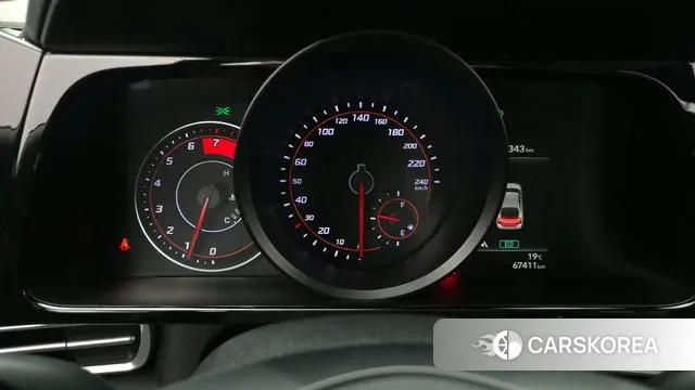 Hyundai Avante (CN7) id 3290813 из Кореи 18