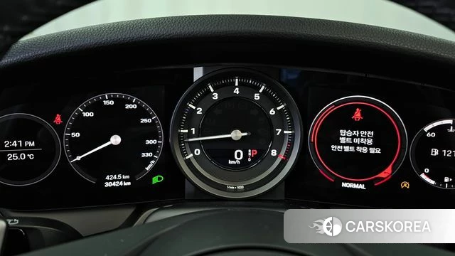 Porsche 911(992) id 4361671 из Кореи 28