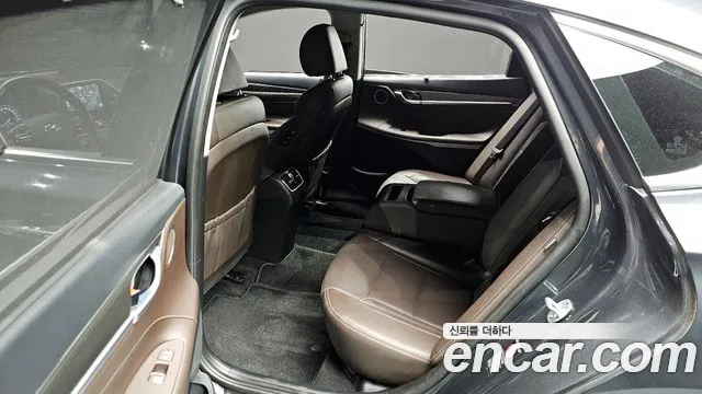 Hyundai Grandeur IG Hybrid id 2611792 из Кореи 18